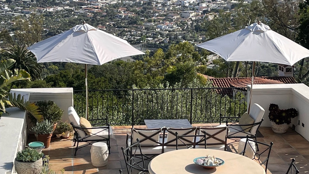 Photo of Outdoor in Upper Riviera