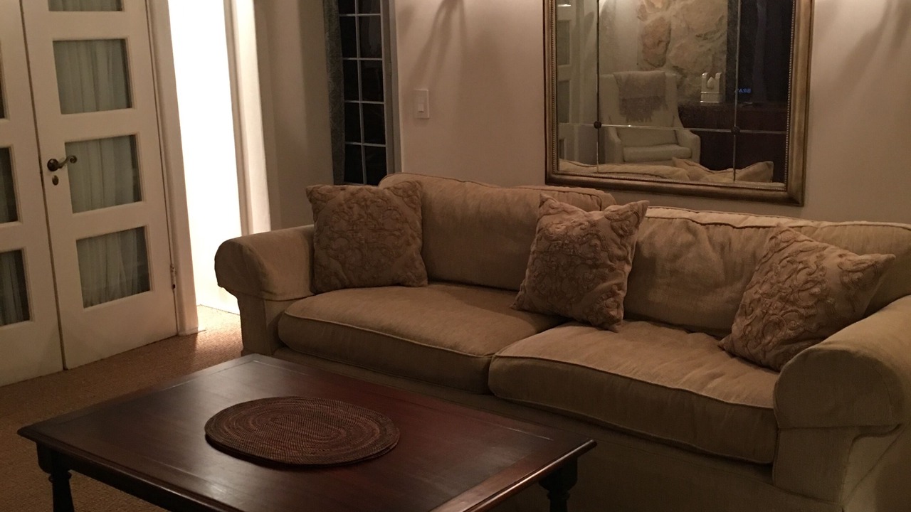 Photo of Livingroom in Upper Riviera
