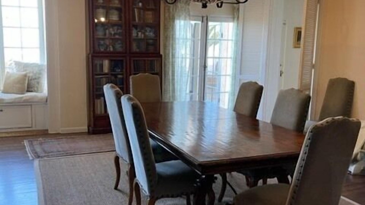 Photo of Livingroom in Upper Riviera