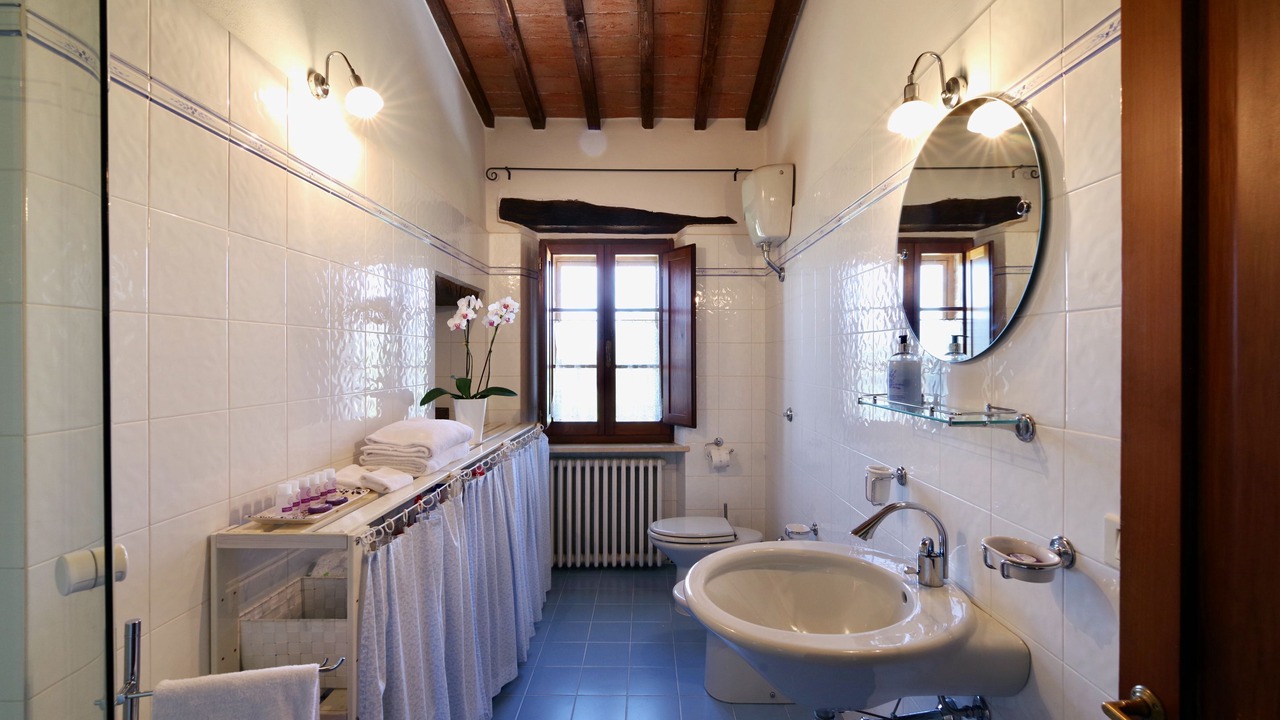 Photo of Bathroom in Castelnuovo Berardenga