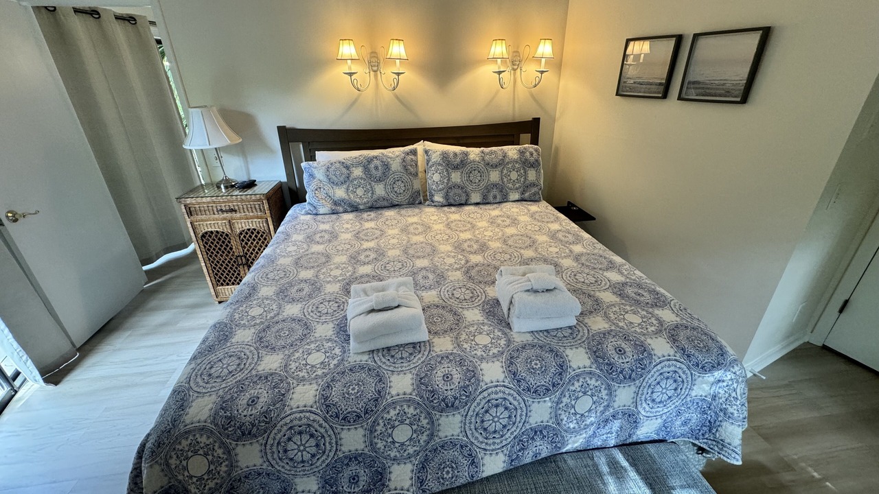 Photo of Bedroom in Night Heron