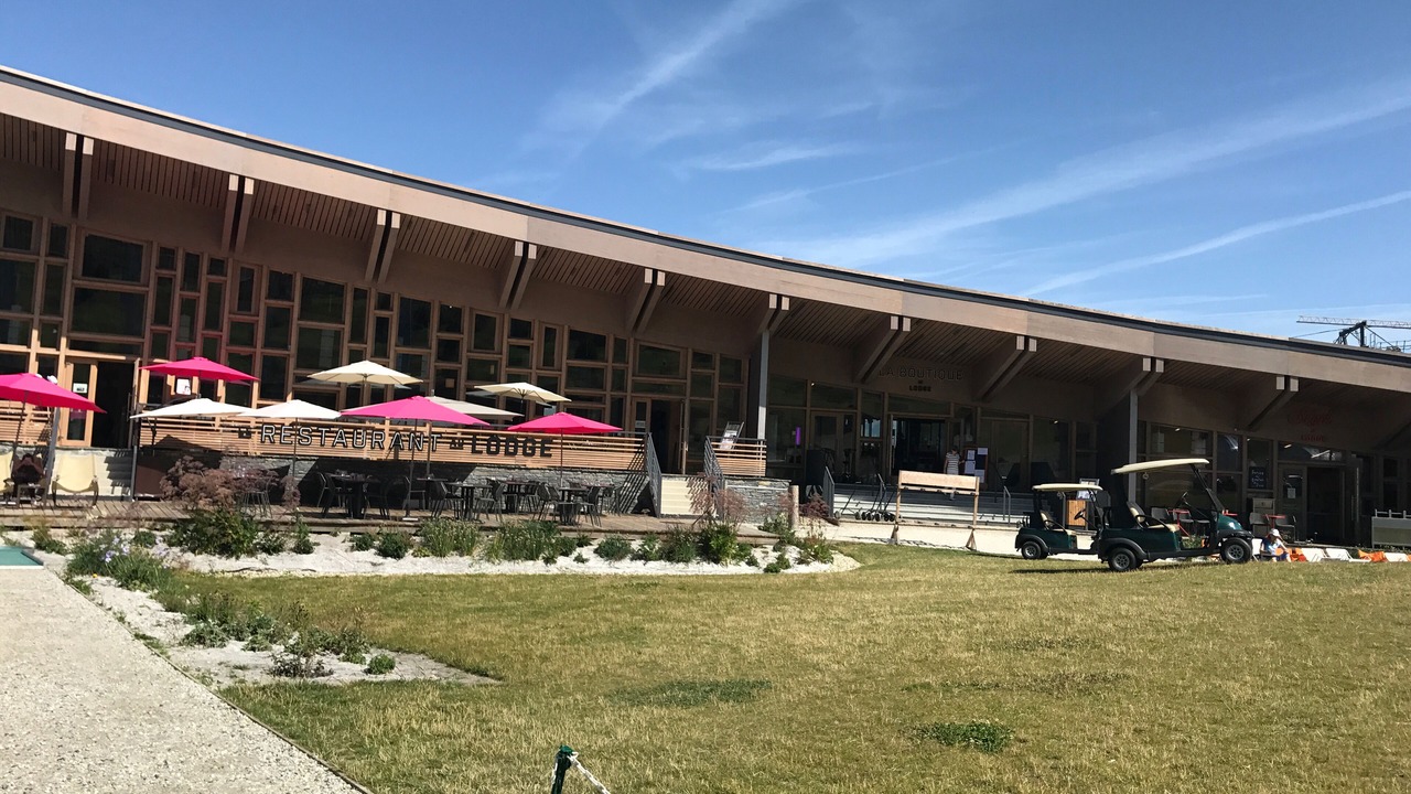 Photo of Outdoor in Arc-1800