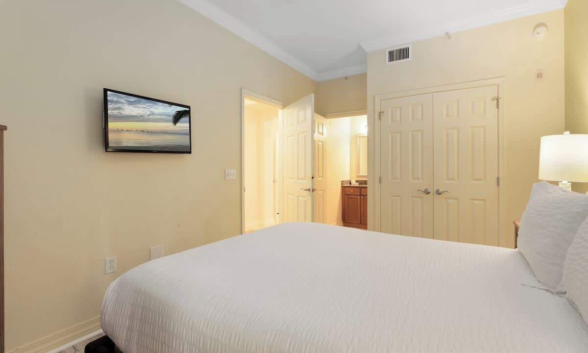Photo of Bedroom in Reunion