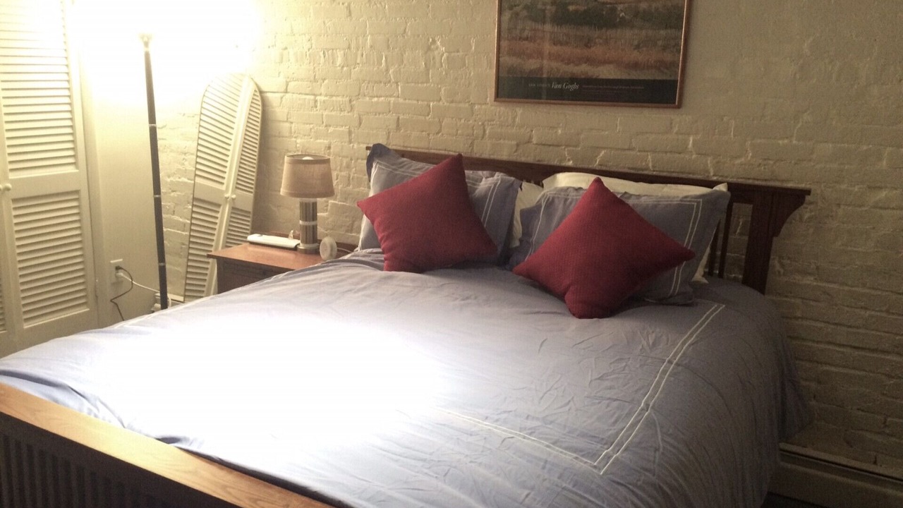 Photo of Bedroom in Stanton Park