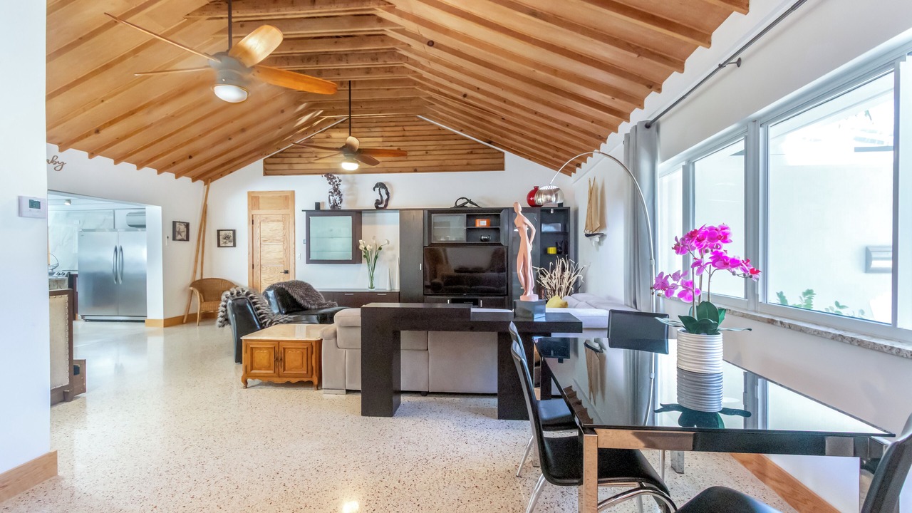 Photo of Bedroom in Deerfield Beach
