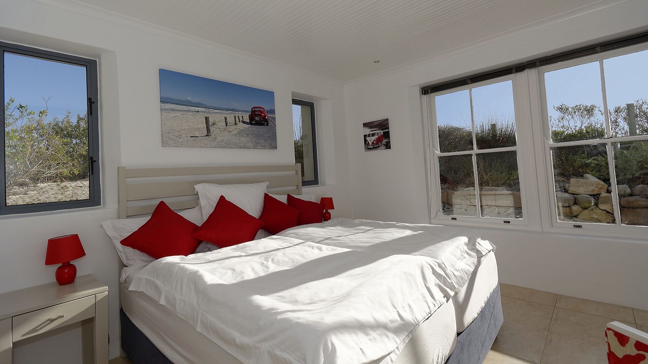 Photo of Bedroom in Kommetjie