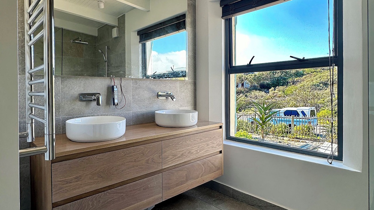 Photo of Bathroom in Kommetjie
