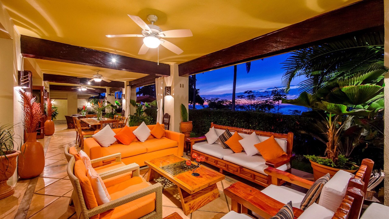 Photo of Patio Balcony in Romantic Zone