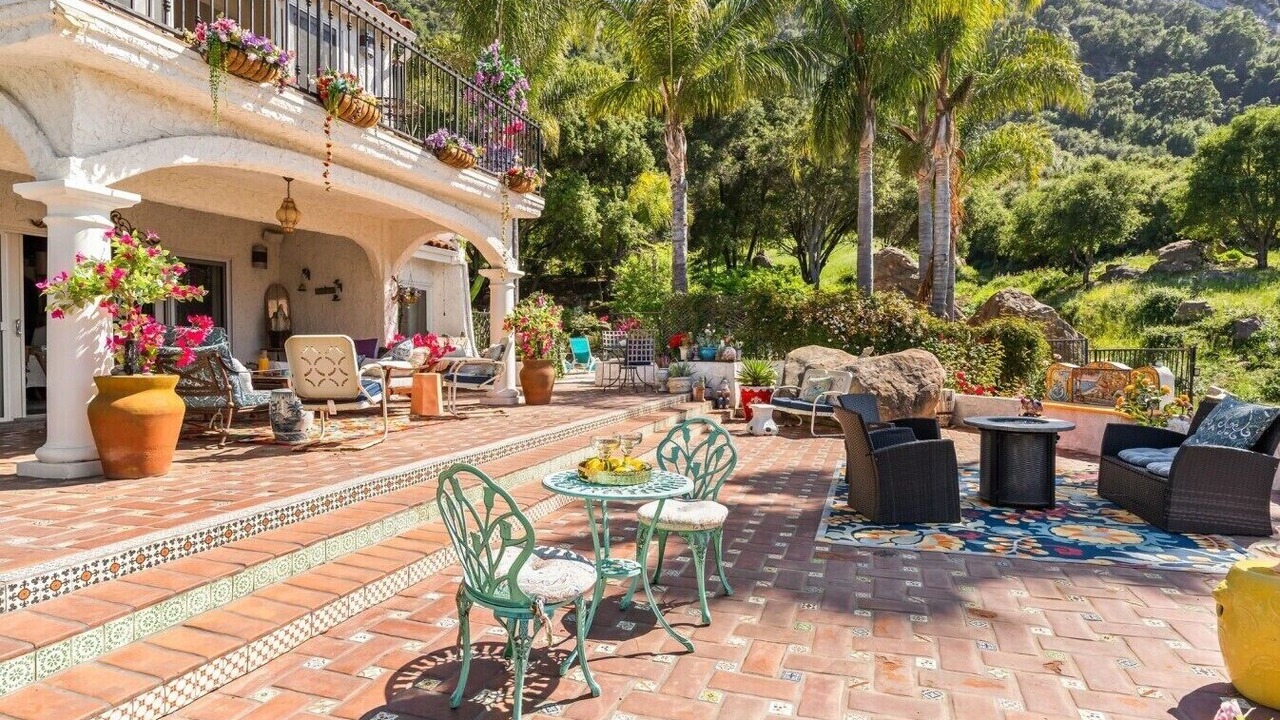 Photo of Others in Calabasas