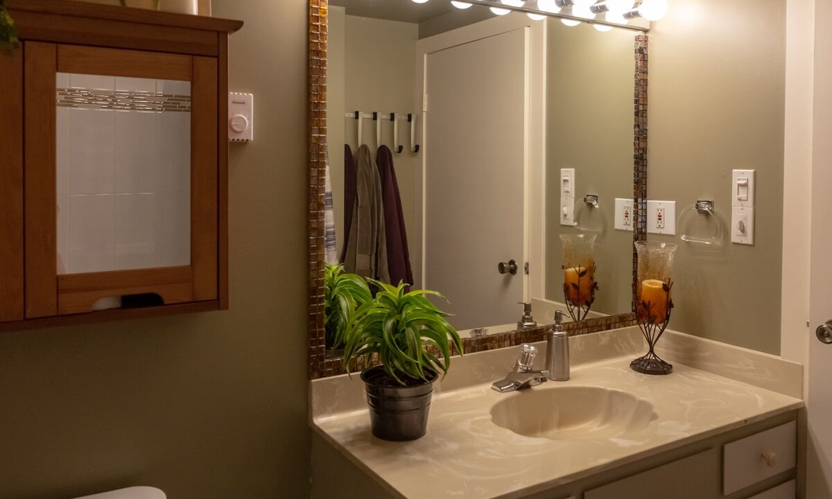 Photo of Bathroom in Upper Lonsdale