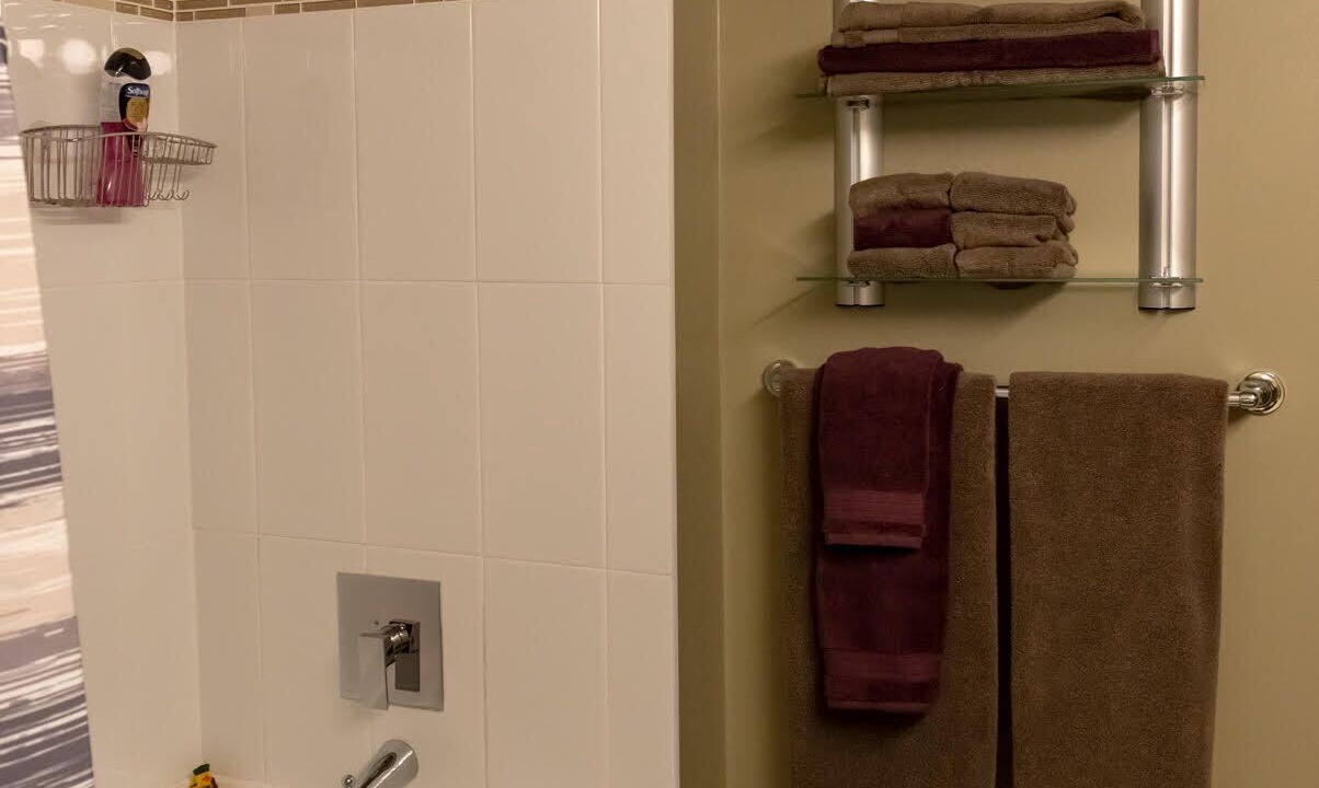 Photo of Bathroom in Upper Lonsdale