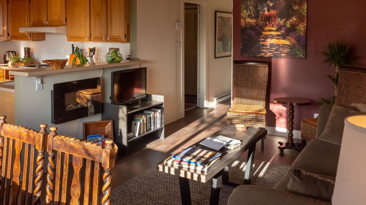 Photo of Livingroom in Upper Lonsdale