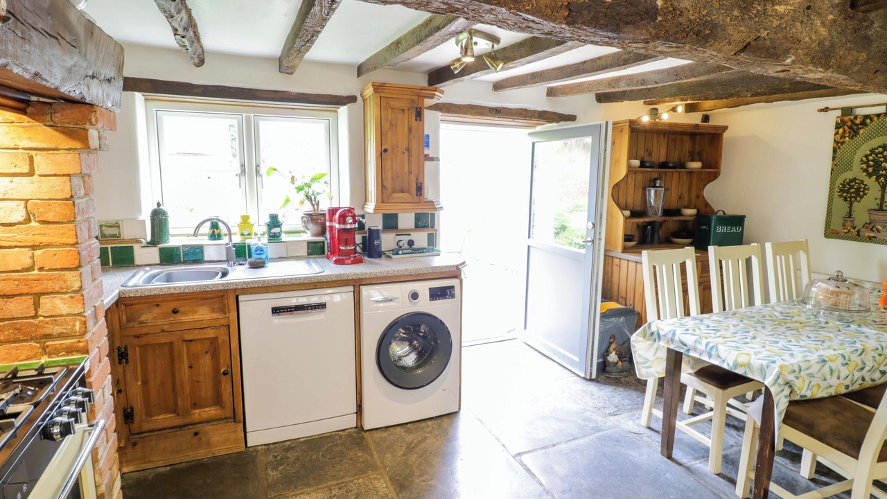 Photo of Kitchen in Quedgeley