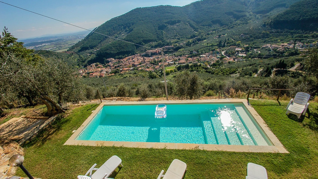 Photo of Outdoor in Buti