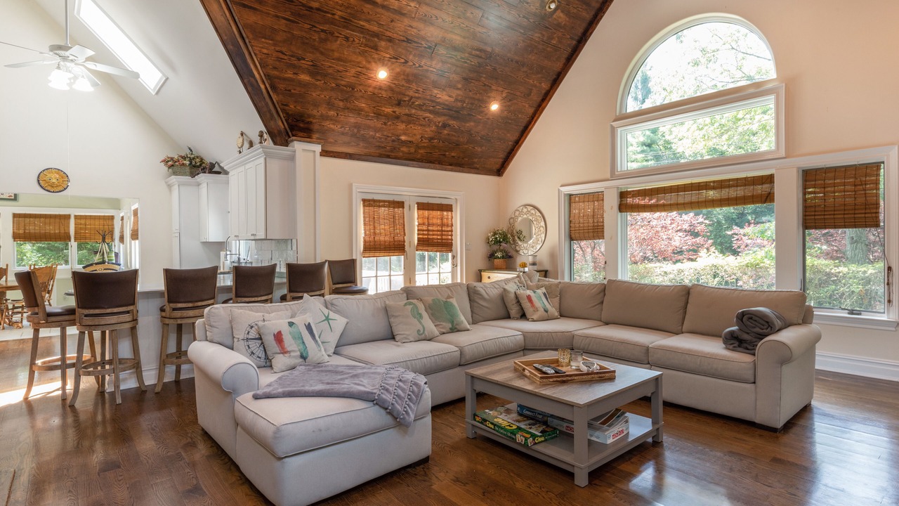 Photo of Livingroom in Springs