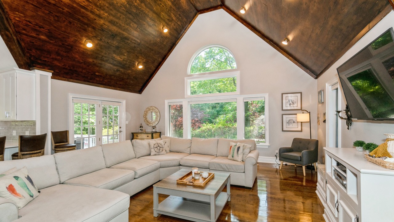 Photo of Livingroom in Springs