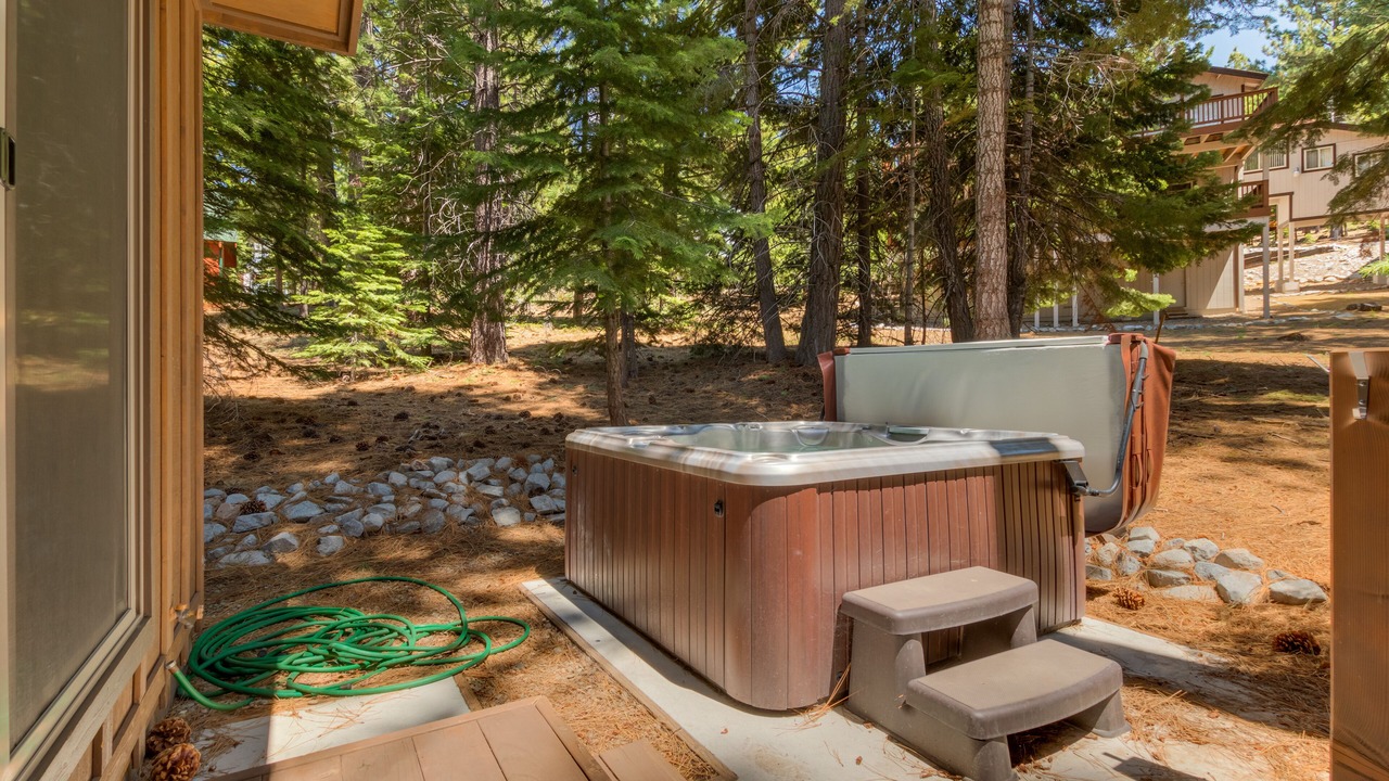 Photo of Patio Balcony in Pioneer Trail