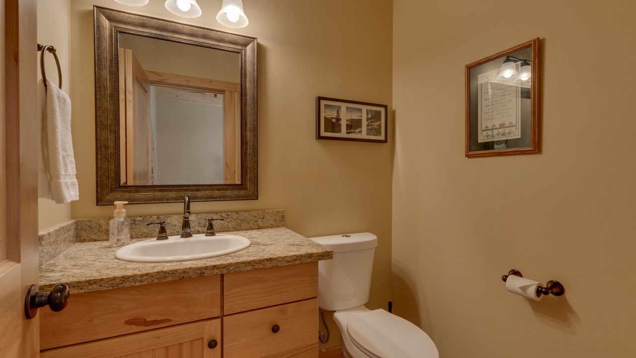 Photo of Bathroom in Pioneer Trail