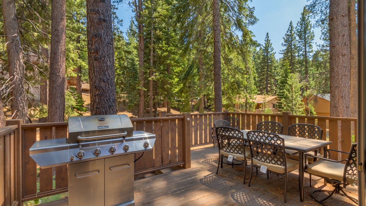 Photo of Outdoor in Pioneer Trail