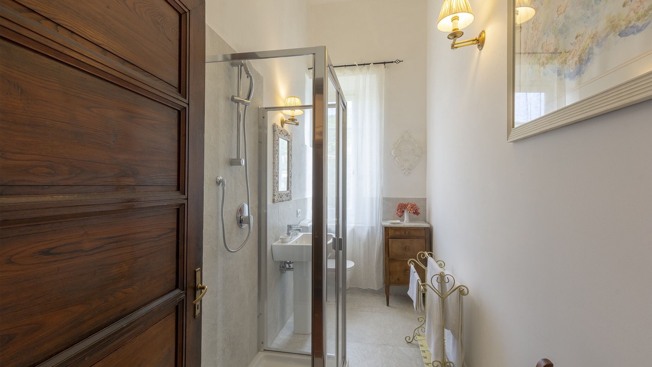 Photo of Bathroom in Londa