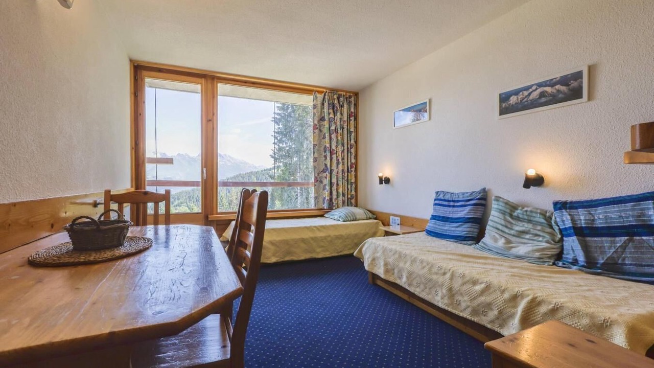 Photo of Bedroom in Arc-1800