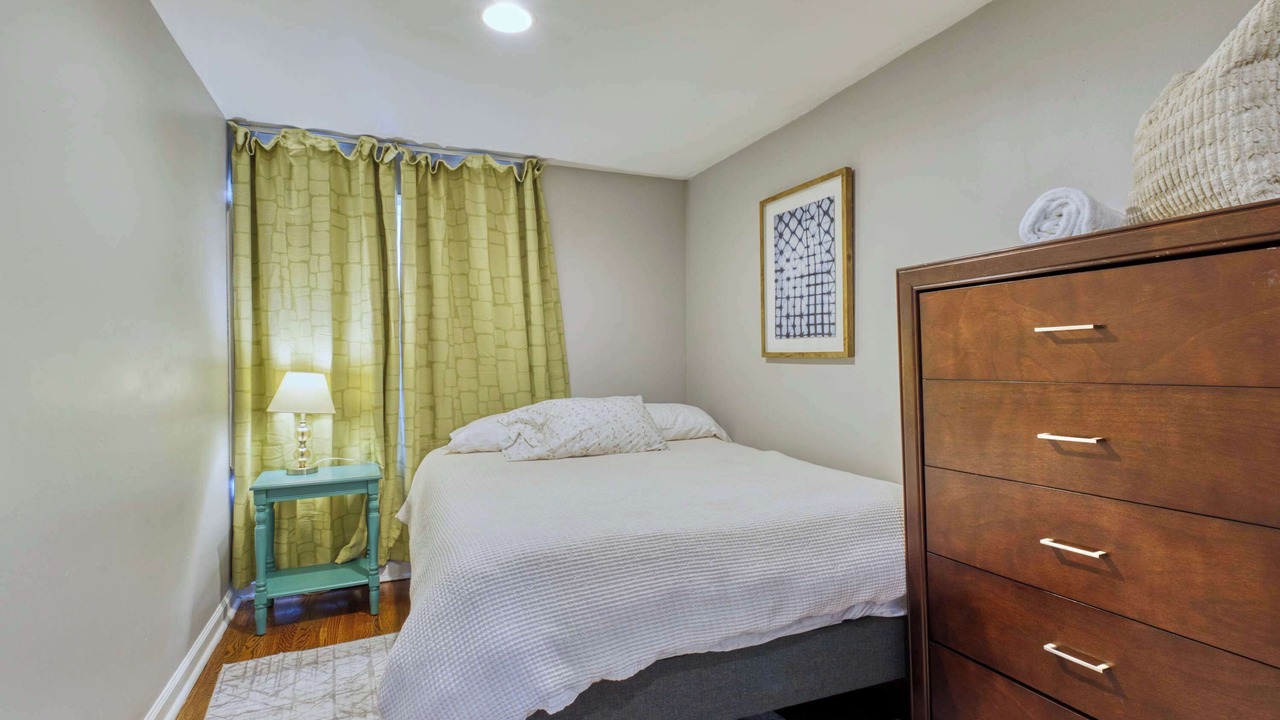 Photo of Bedroom in Brightwood Park