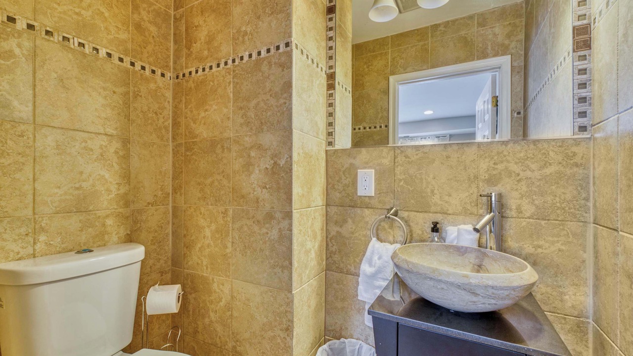 Photo of Bathroom in Brightwood Park