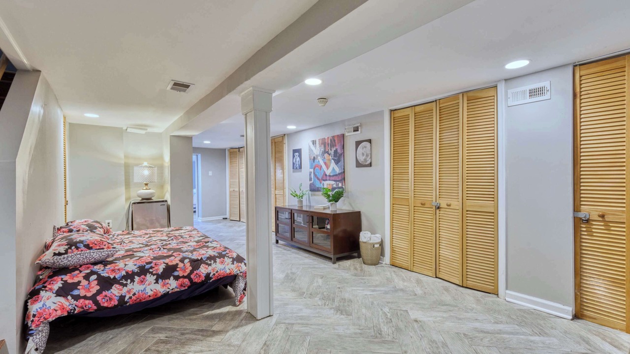 Photo of Bedroom in Brightwood Park