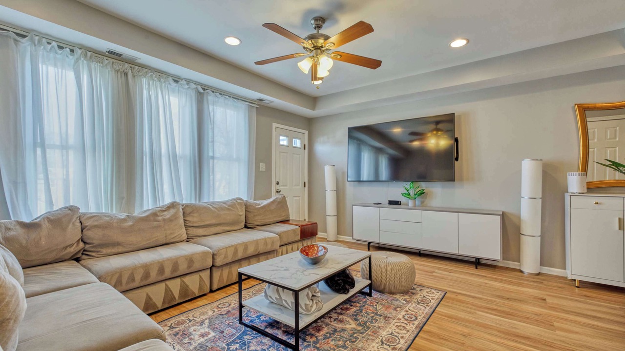 Photo of Livingroom in Brightwood Park