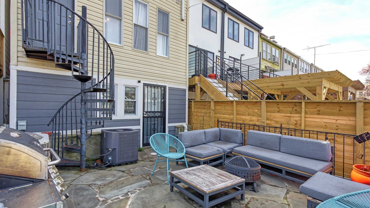 Photo of Patio Balcony in Brightwood Park