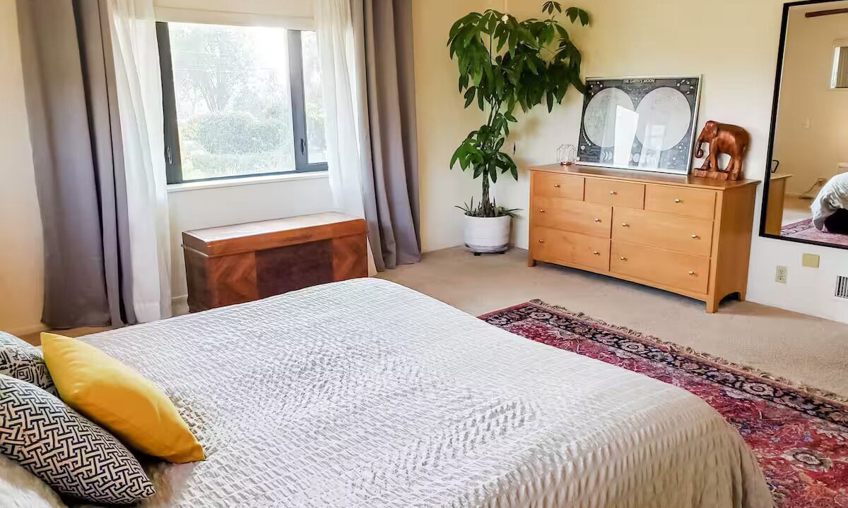 Photo of Bedroom in Somis