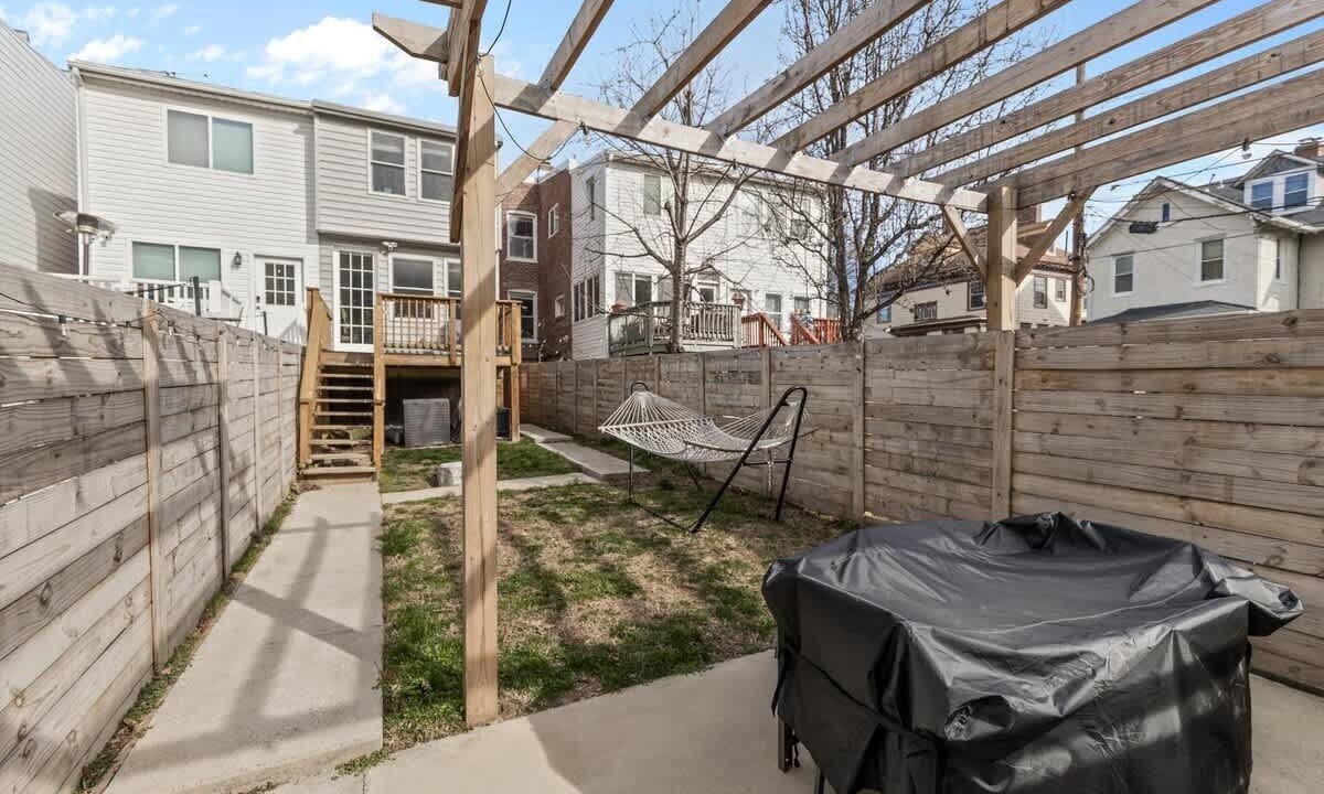 Photo of Patio Balcony in Petworth