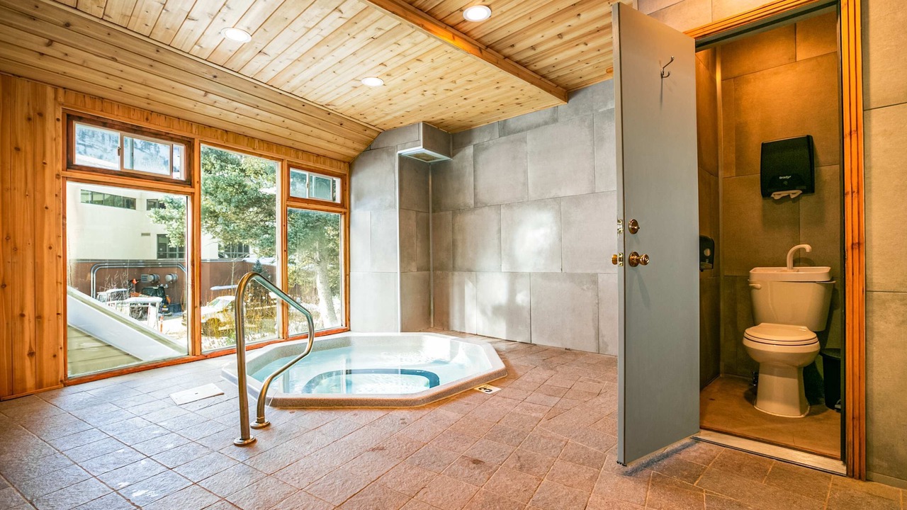 Photo of Bathroom in Taos Ski Valley
