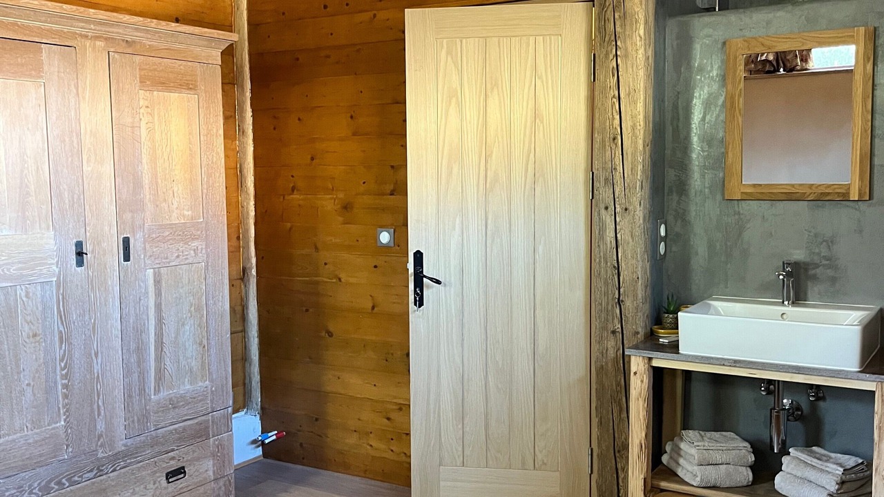 Photo of Bathroom in Val-de-Chaise