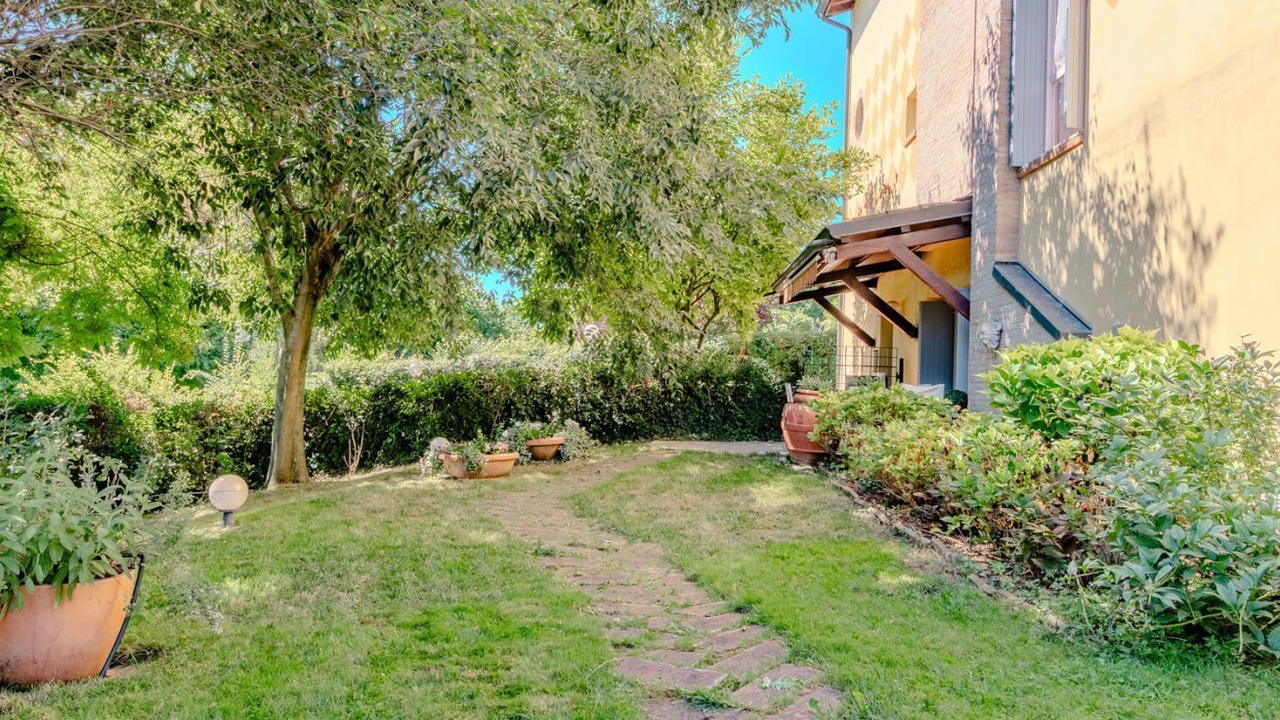 Photo of Outdoor in Montale