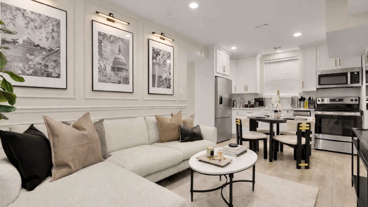 Photo of Livingroom in Takoma
