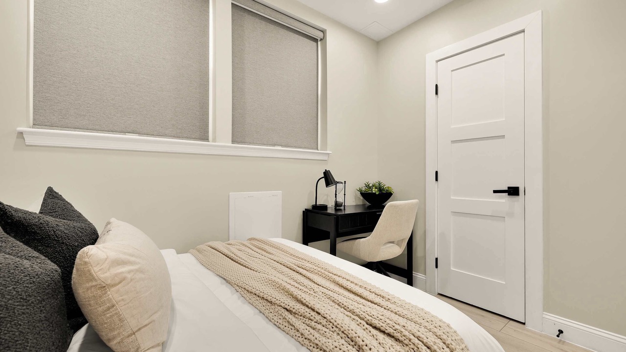 Photo of Bedroom in Takoma