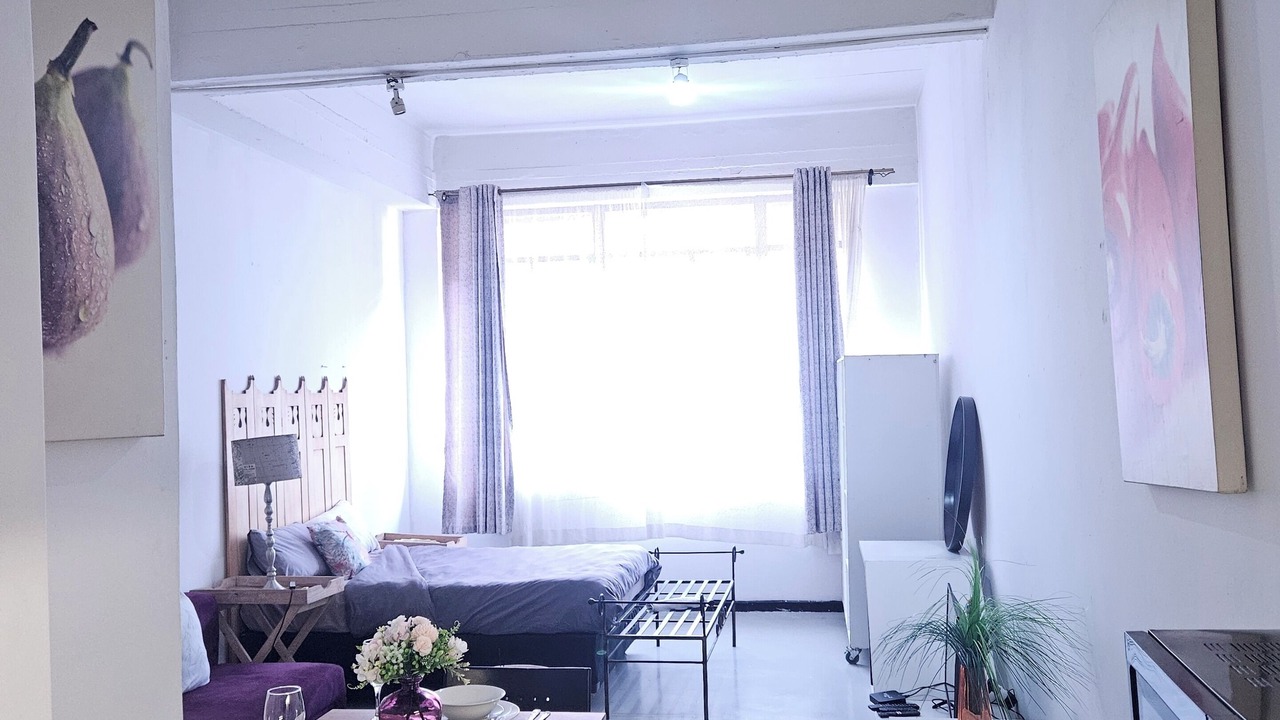 Photo of Bedroom in Downtown Johannesburg