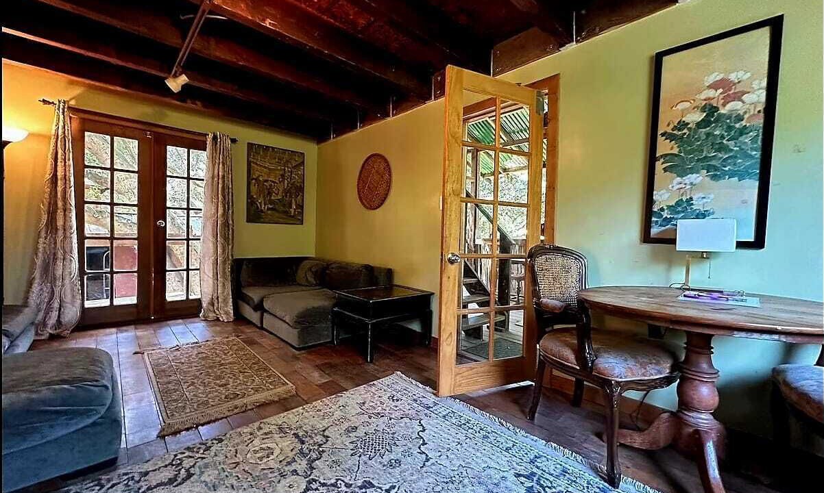 Photo of Livingroom in Topanga