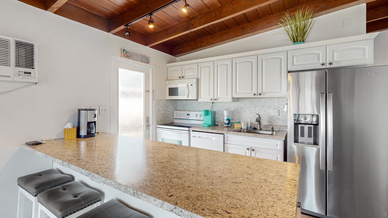 Photo of Kitchen in Key Colony Beach