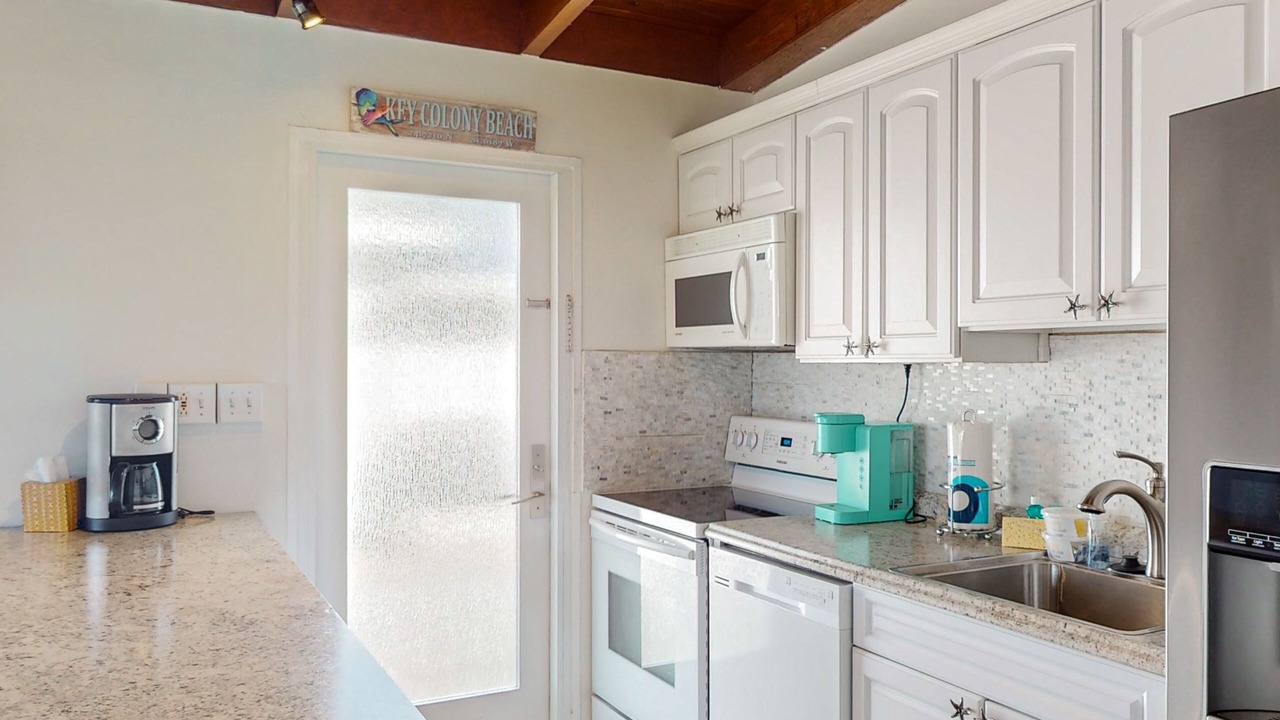 Photo of Kitchen in Key Colony Beach
