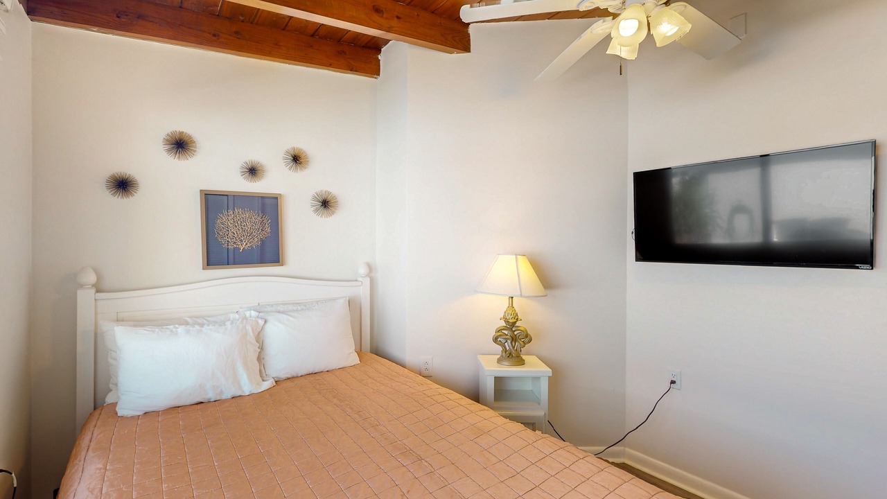 Photo of Bedroom in Key Colony Beach