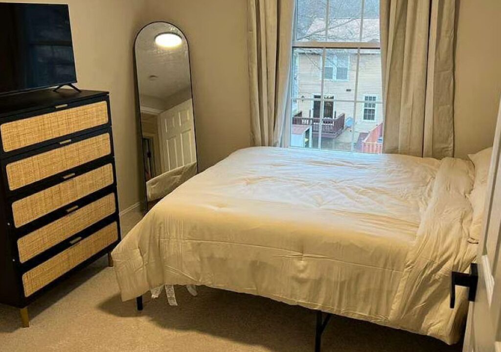 Photo of Bedroom in Walker Mill