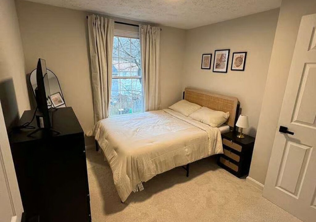 Photo of Bedroom in Walker Mill