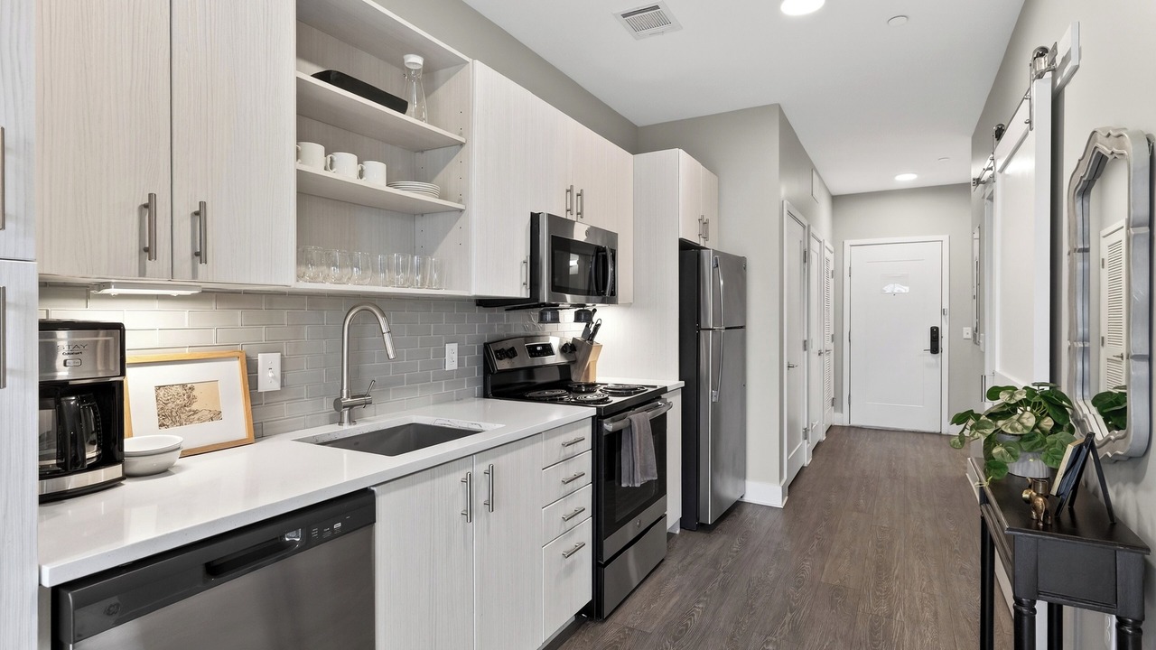 Photo of Kitchen in Hillsboro West End