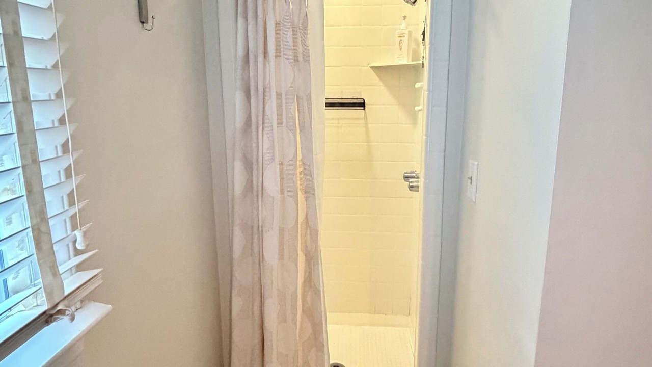 Photo of Bathroom in Plaza Midwood