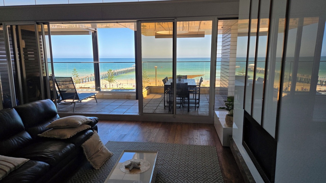 Photo of Livingroom in Henley Beach