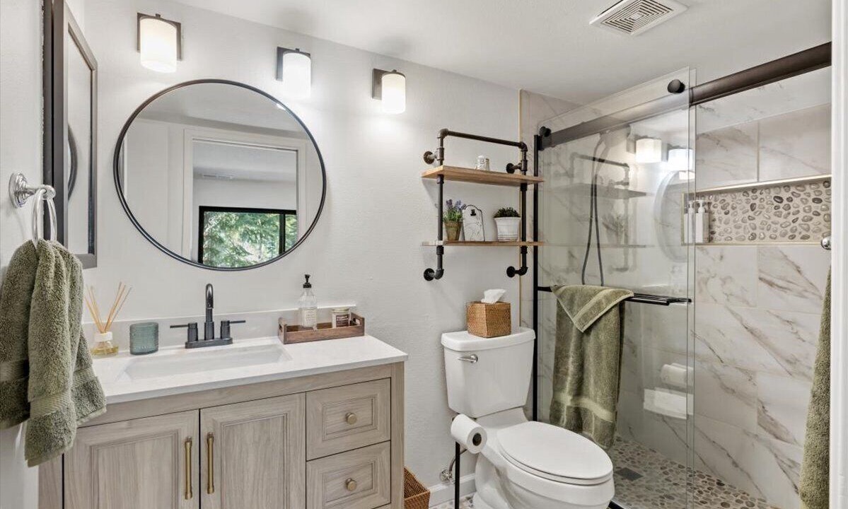 Photo of Bathroom in Carnelian Woods