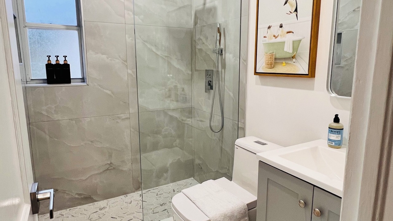 Photo of Bathroom in Croissant Park
