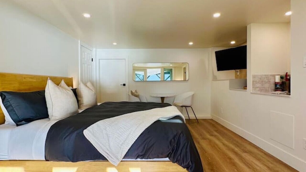 Photo of Bedroom in Bowen Island